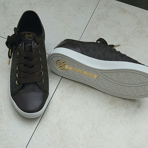 Michael Kors | City Sneaker - Picture 3 of 8